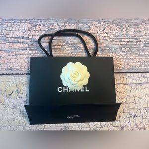 Chanel Gift Shopping Bag & Camellia Flower black